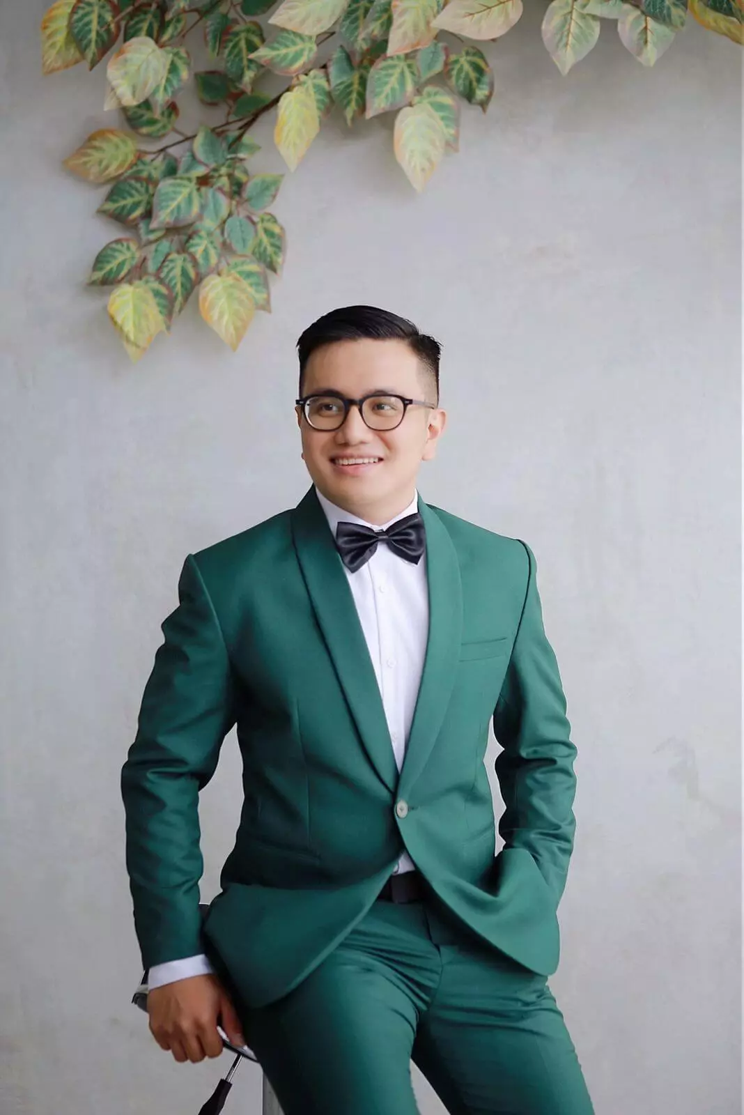 Groom Picture